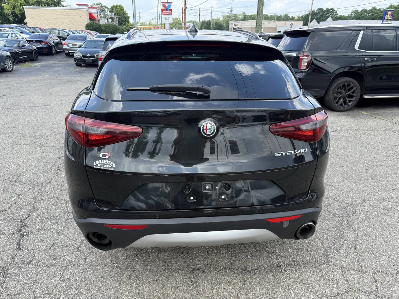 Used 2018 Alfa Romeo Stelvio Sport w/ Quick Order Package 22J Sport image 9
