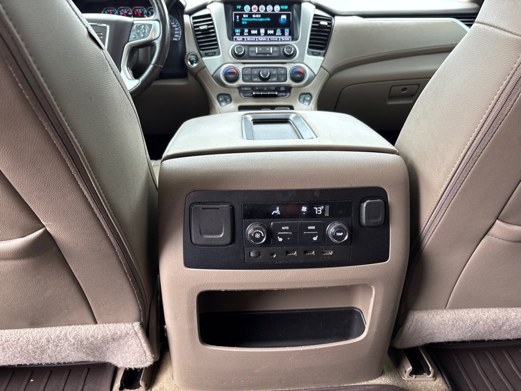 Used 2018 GMC Yukon SLT w/ Premium Edition AWD/4WD image 14