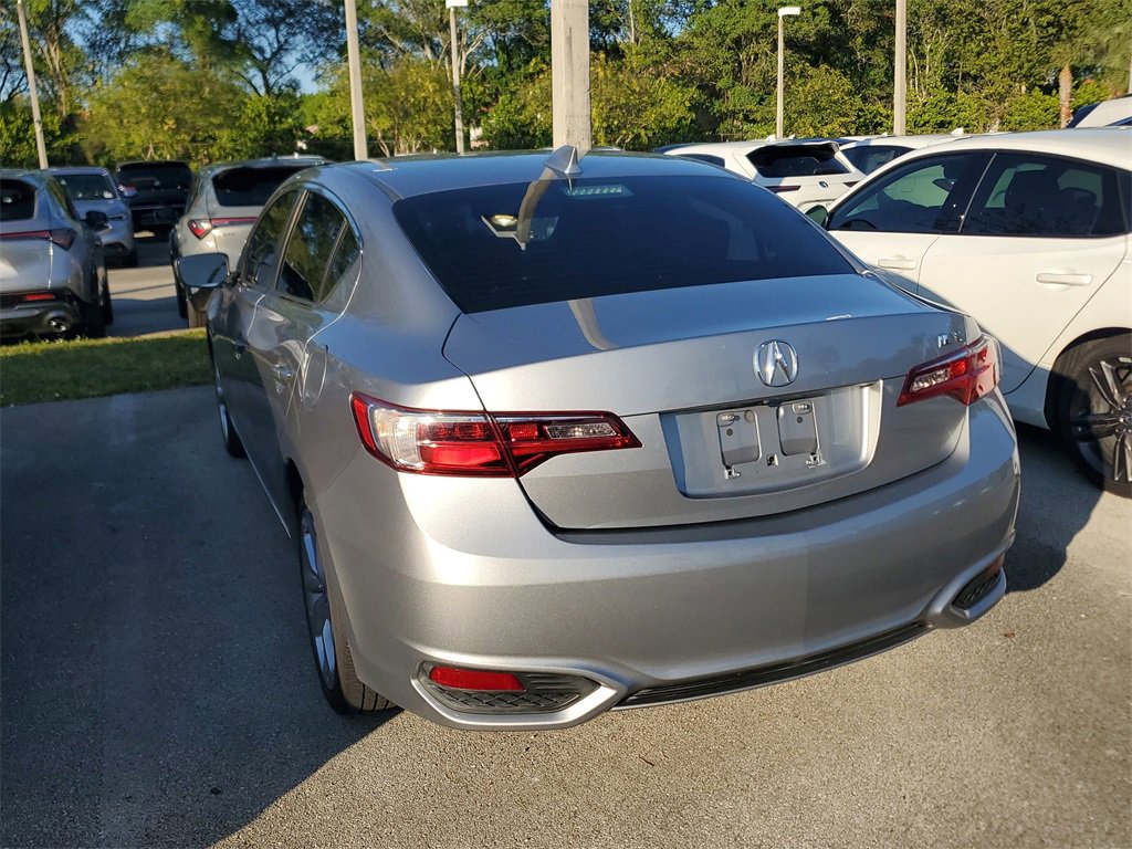 Used 2017 Acura ILX image 6