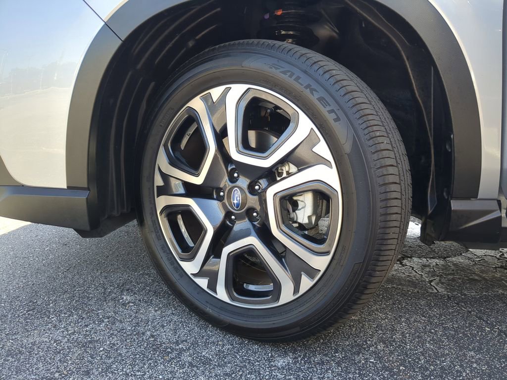 Certified 2025 Subaru Ascent Limited AWD/4WD image 36