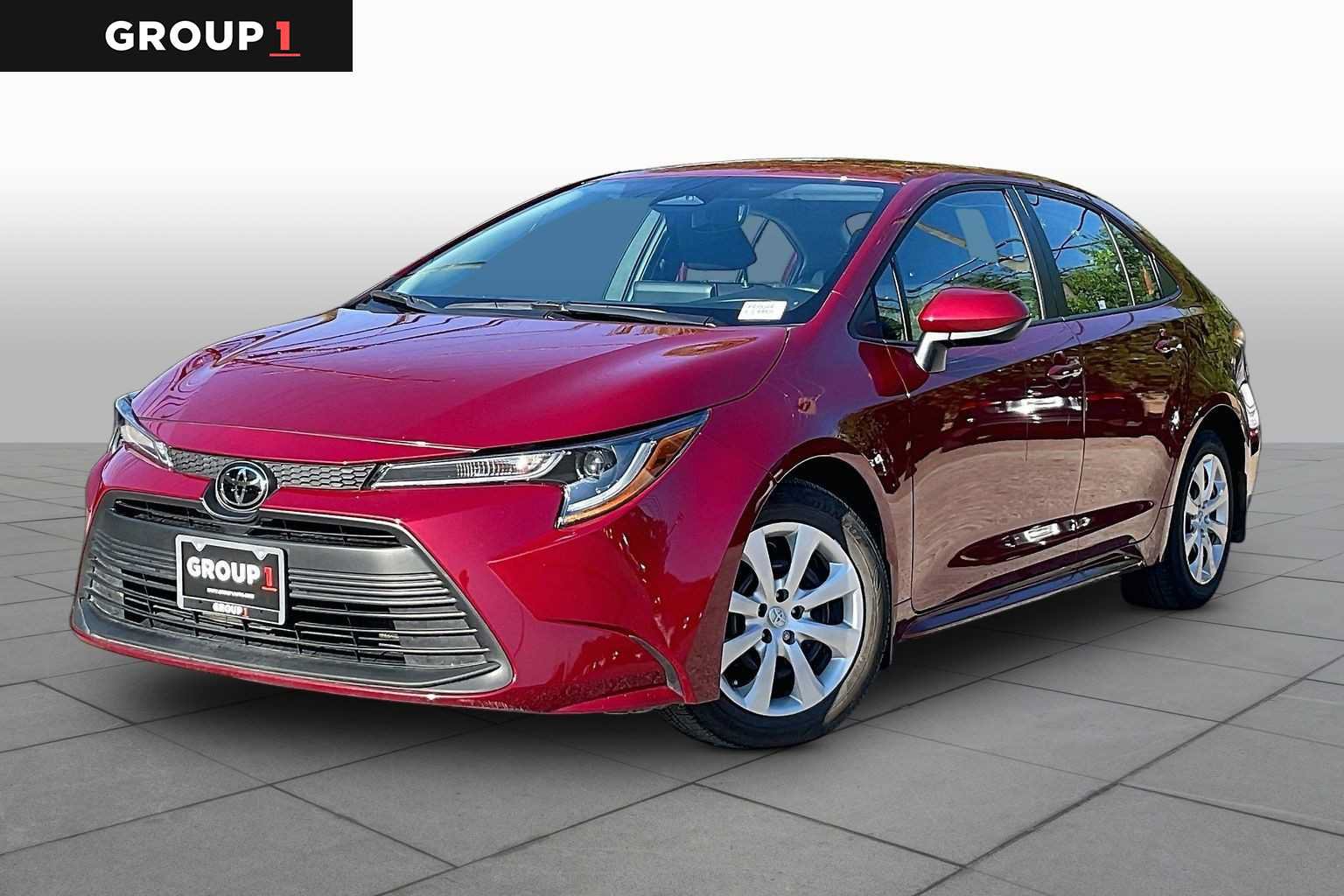 Used 2026 Toyota Corolla LE FWD image 1