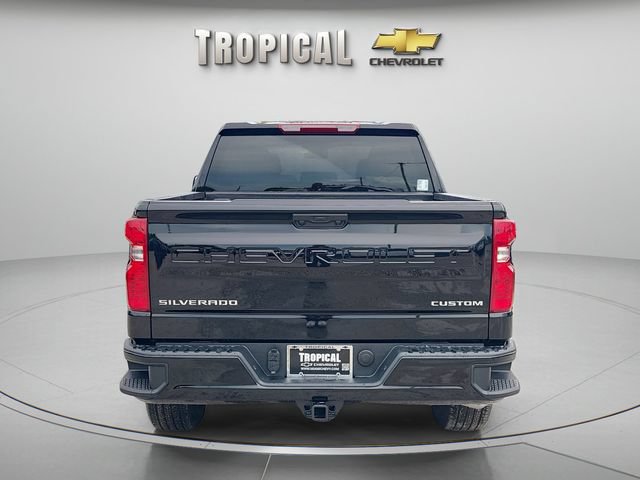 New 2026 Chevrolet Silverado 1500 Custom RWD image 4