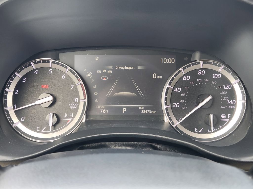 Used 2022 Toyota Highlander XLE AWD/4WD image 14