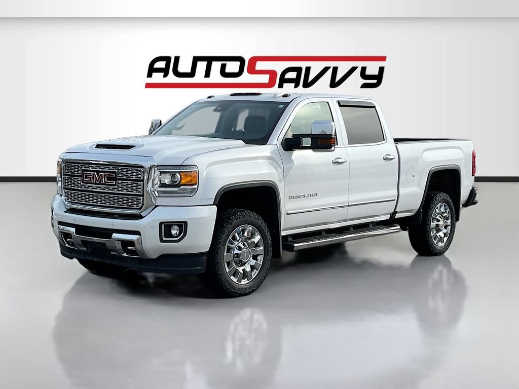 Used 2018 GMC Sierra 2500 Denali w/ Duramax Plus Package AWD/4WD image 3