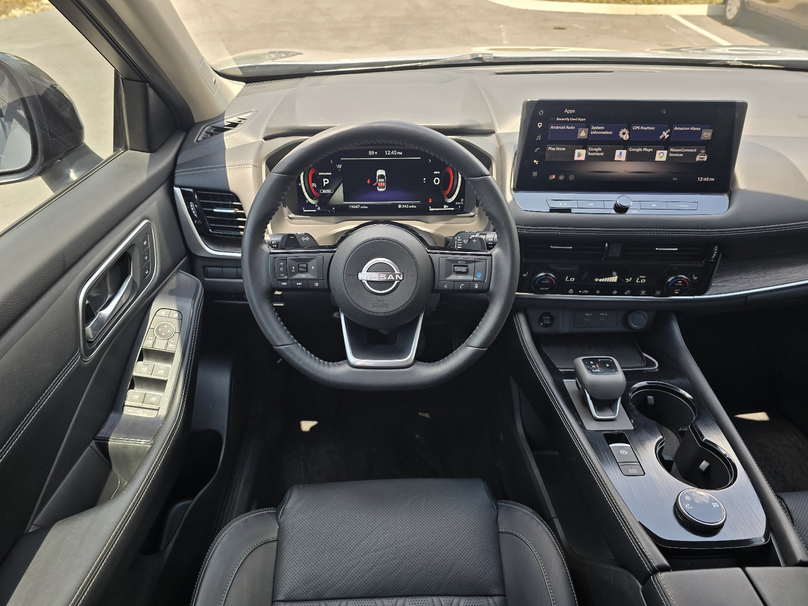 Used 2024 Nissan Rogue Platinum AWD/4WD image 14
