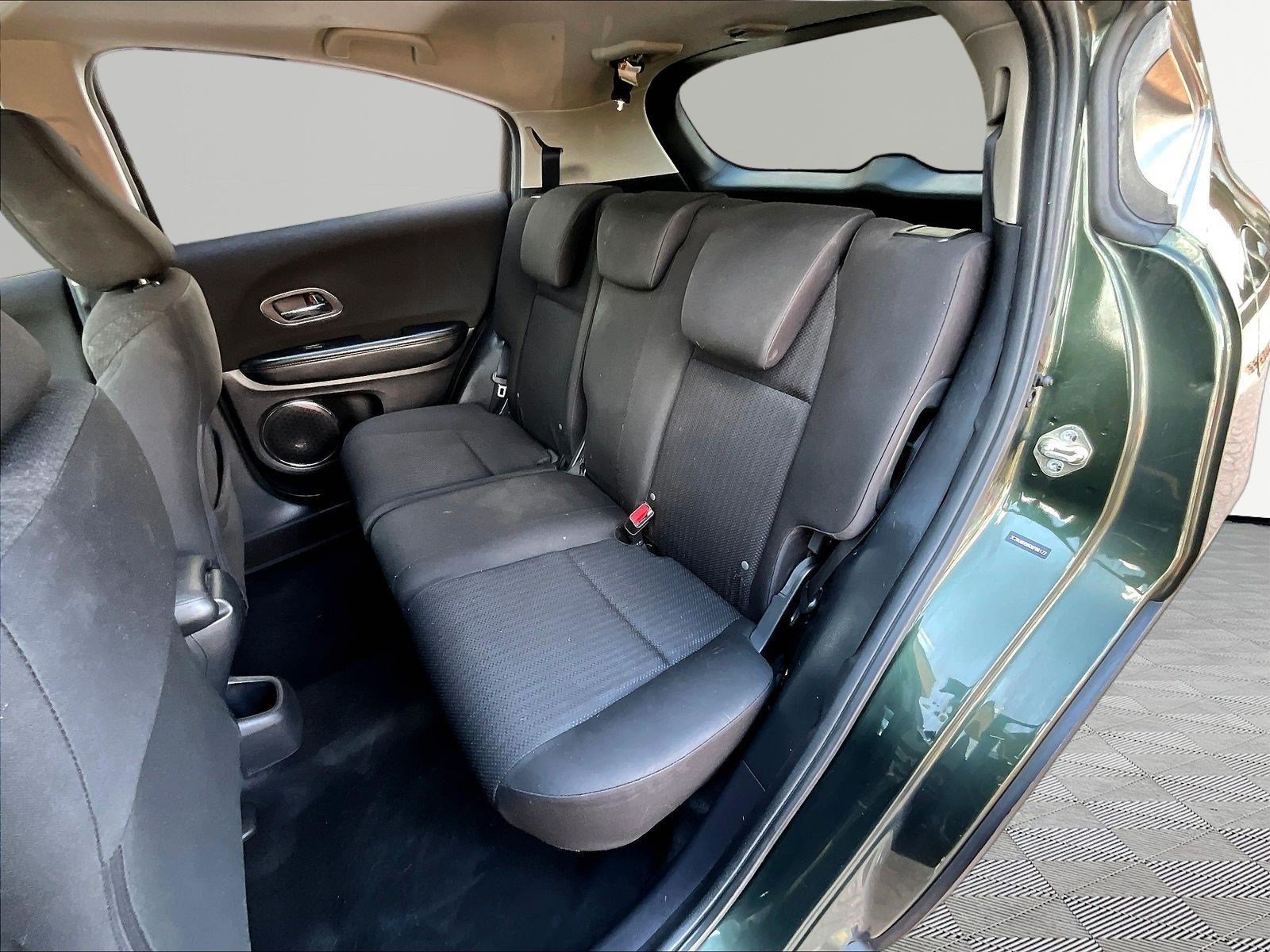 Used 2016 Honda HR-V EX image 21