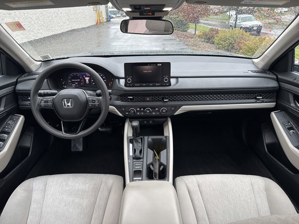 Certified 2023 Honda Accord EX image 22
