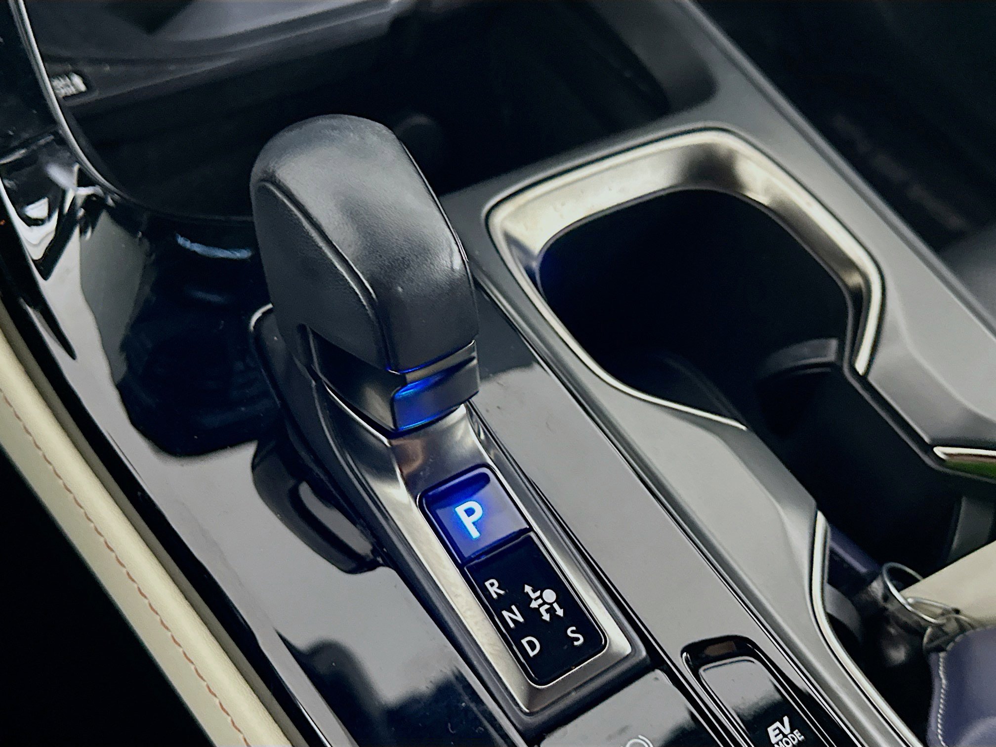 Used 2022 Lexus NX 350h AWD w/ Vision Package image 24