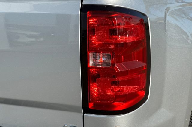 Used 2018 Chevrolet Silverado 1500 LT w/ All Star Edition image 28