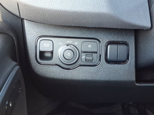 New 2025 Mercedes-Benz eSprinter 170 Cargo image 13