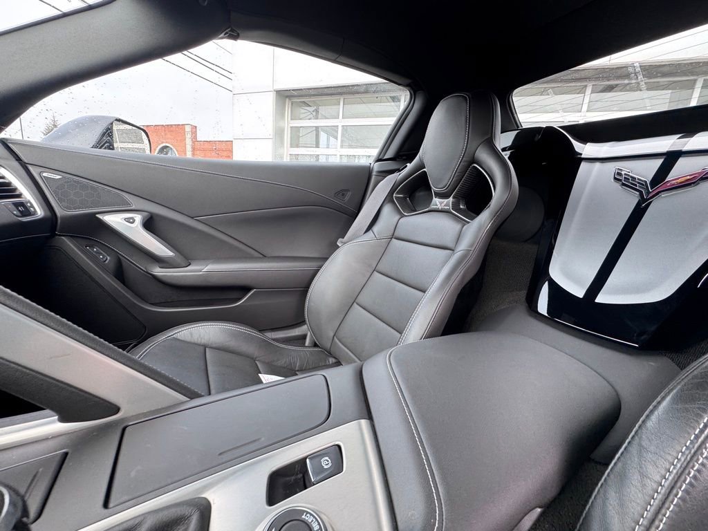 Used 2014 Chevrolet Corvette Stingray Convertible w/ 2LT Preferred Equipment Group image 20