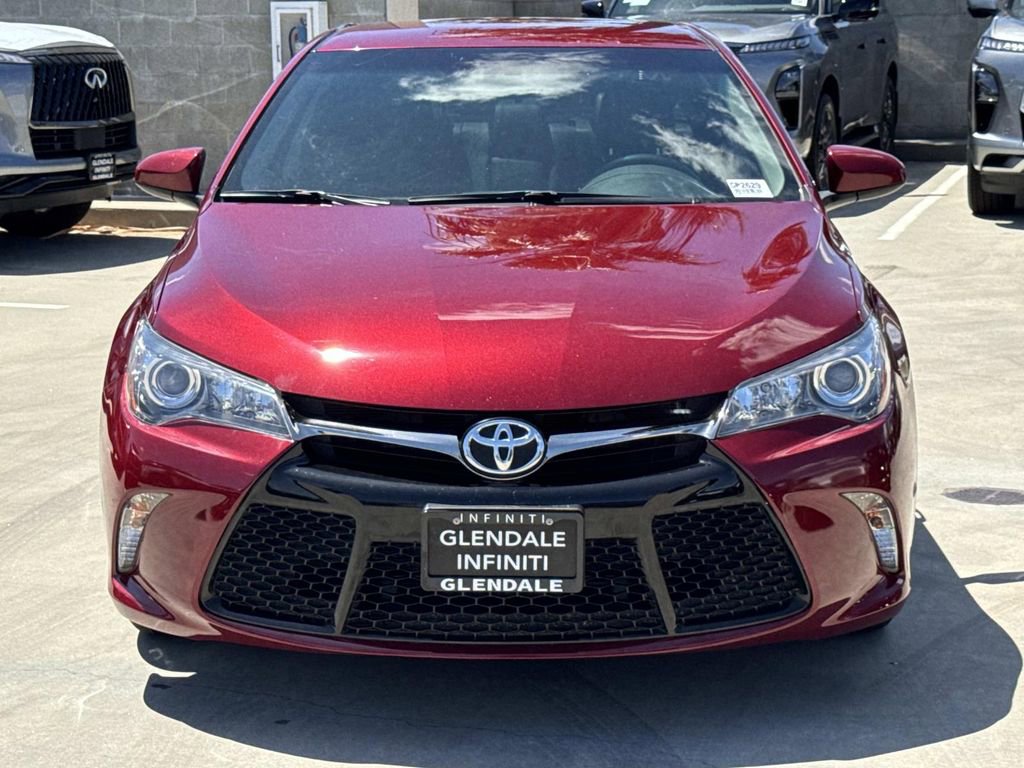 Used 2017 Toyota Camry SE FWD image 3