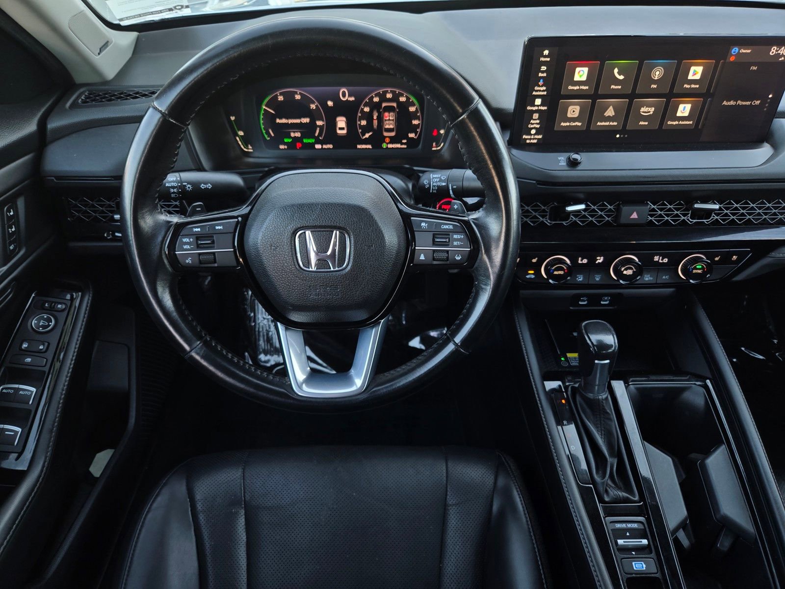 Used 2024 Honda Accord Touring image 12