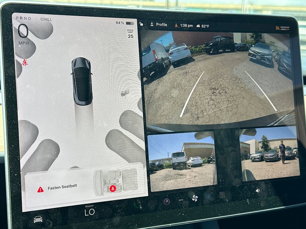 Used 2023 Tesla Model 3 Standard Range image 16