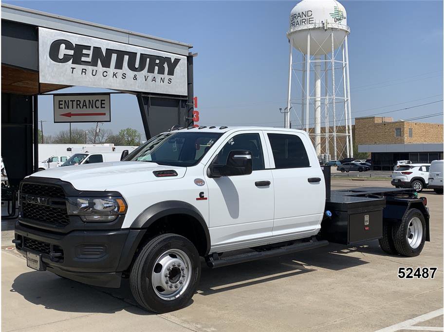 Used 2024 RAM 5500 Tradesman w/ Electrical Accessory Group image 1