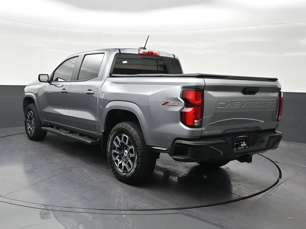 Used 2024 Chevrolet Colorado Z71 w/ Z71 Convenience Package 2 AWD/4WD image 3