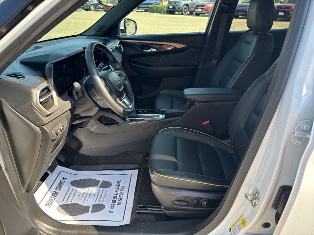 Used 2024 Chevrolet TrailBlazer ACTIV w/ Driver Confidence Package image 9
