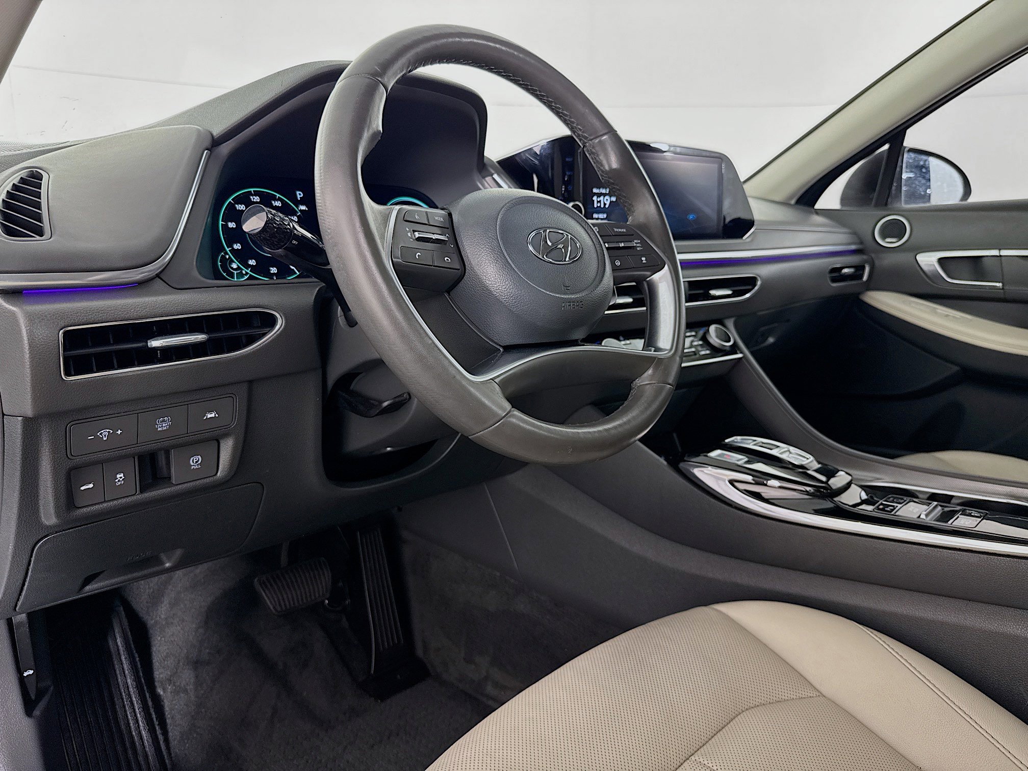 Used 2023 Hyundai Sonata Limited image 22