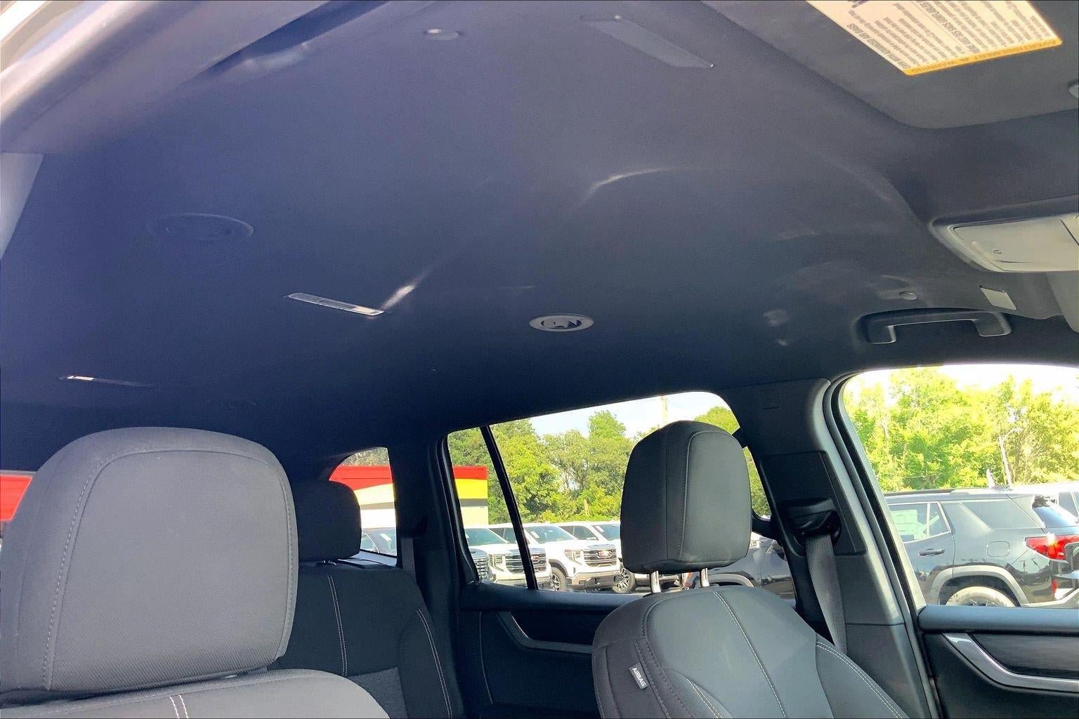 Used 2025 GMC Acadia Elevation FWD image 27