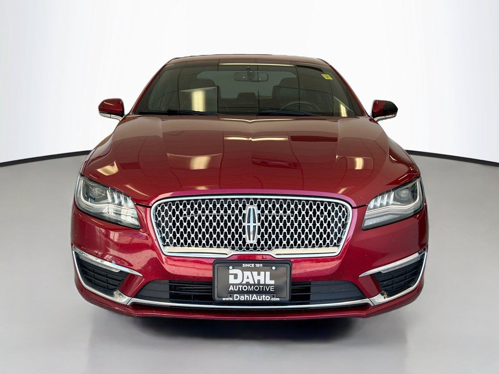 Used 2018 Lincoln MKZ Select w/ Select Plus Package FWD image 3