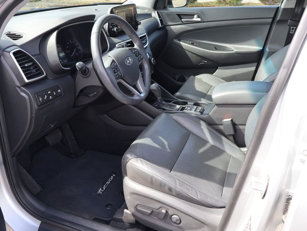 Used 2019 Hyundai Tucson Ultimate w/ Cargo Package AWD/4WD image 4