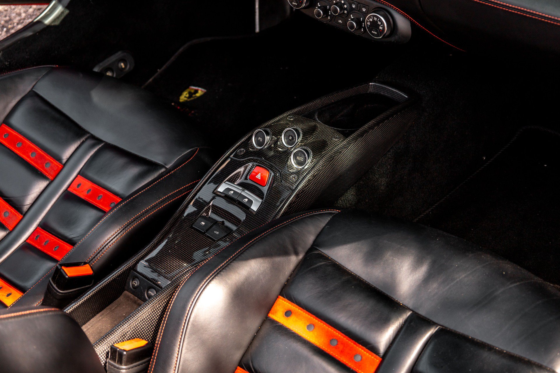 Used 2013 Ferrari 458 Spider RWD image 38
