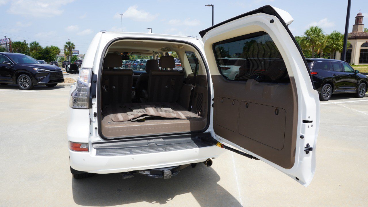 Used 2019 Lexus GX 460 Premium AWD/4WD image 39