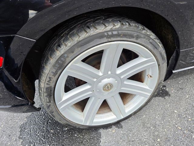 Used 2005 Chrysler Crossfire Limited image 22