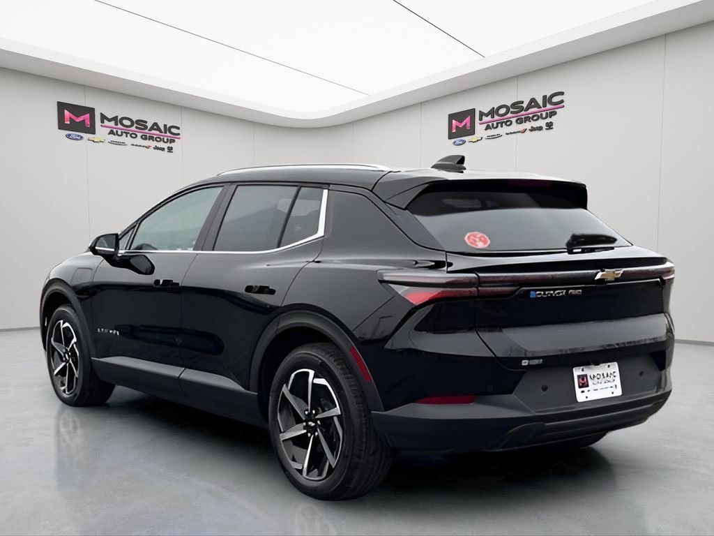 New 2026 Chevrolet Equinox EV LT image 5