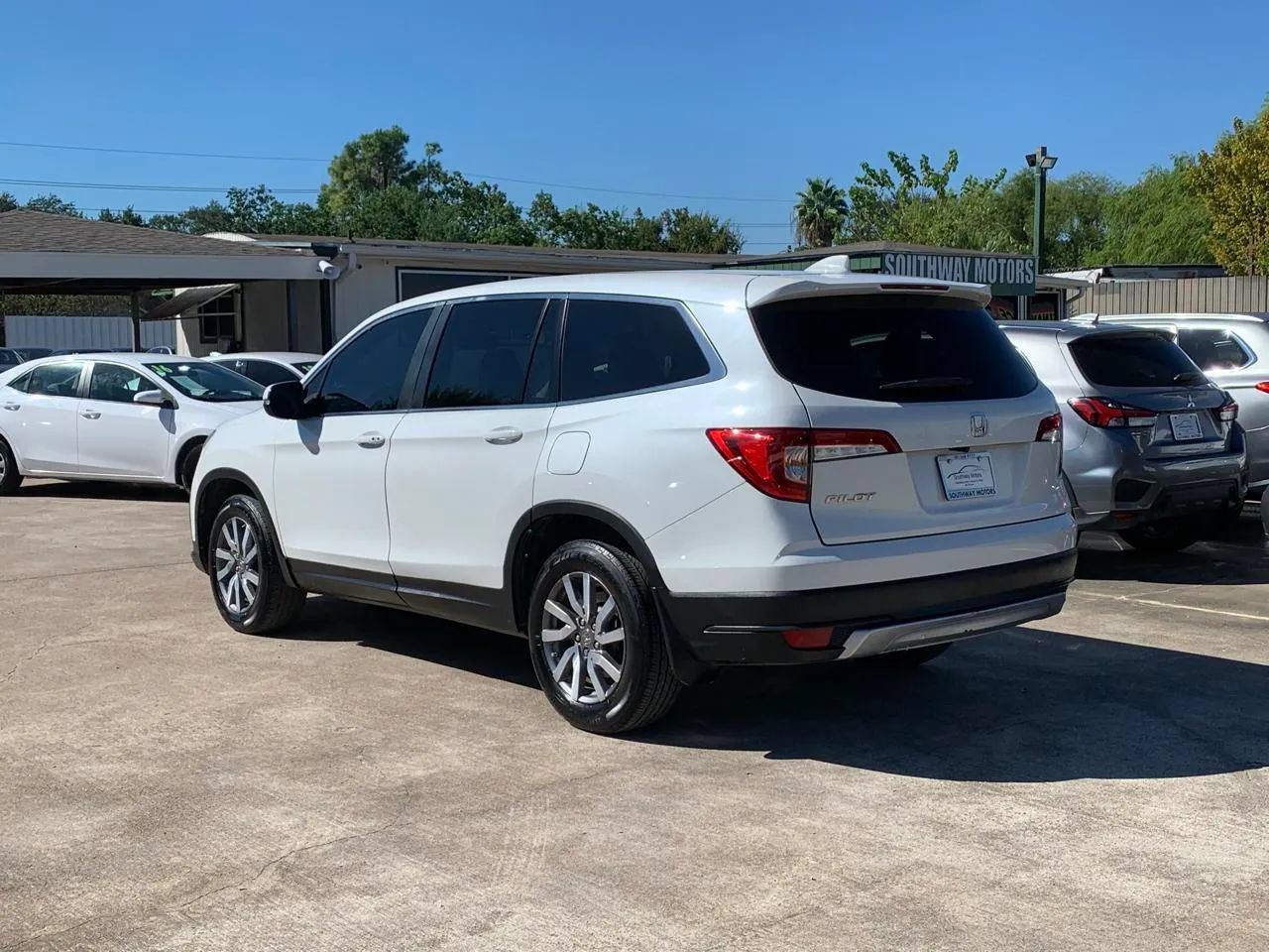 Used 2022 Honda Pilot EX-L image 5