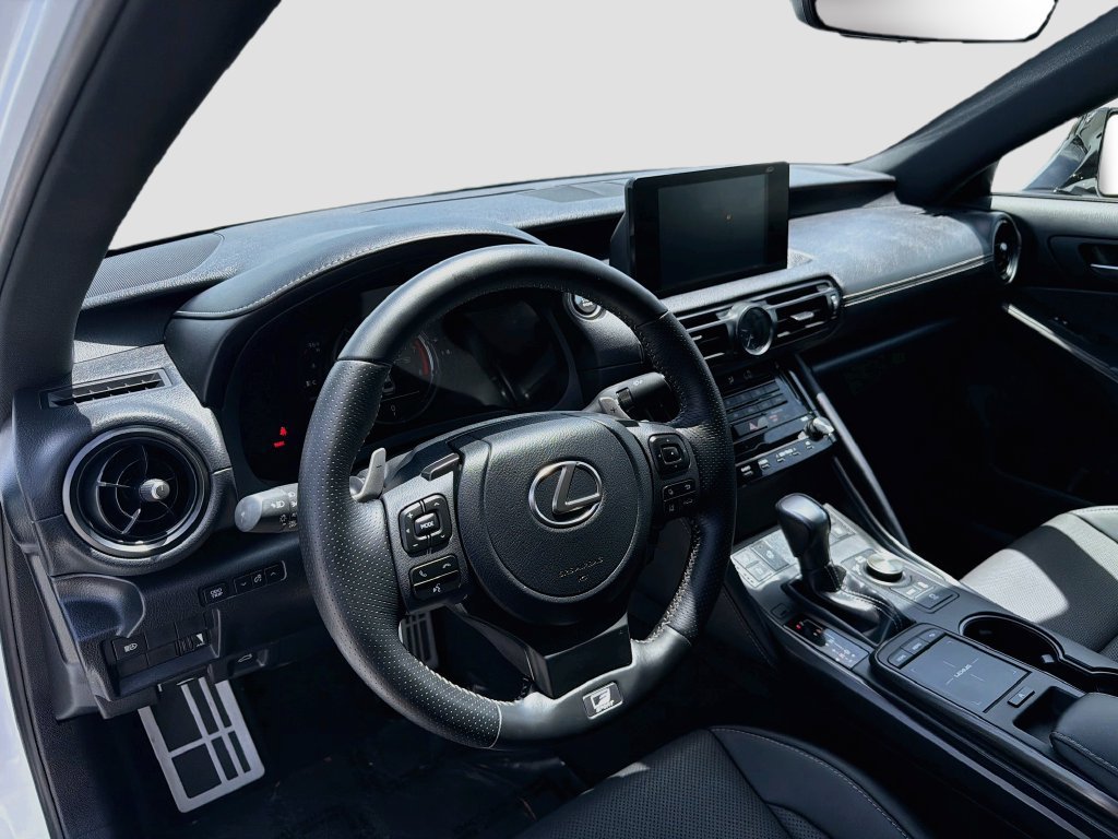 Used 2025 Lexus IS 350 F Sport RWD image 9