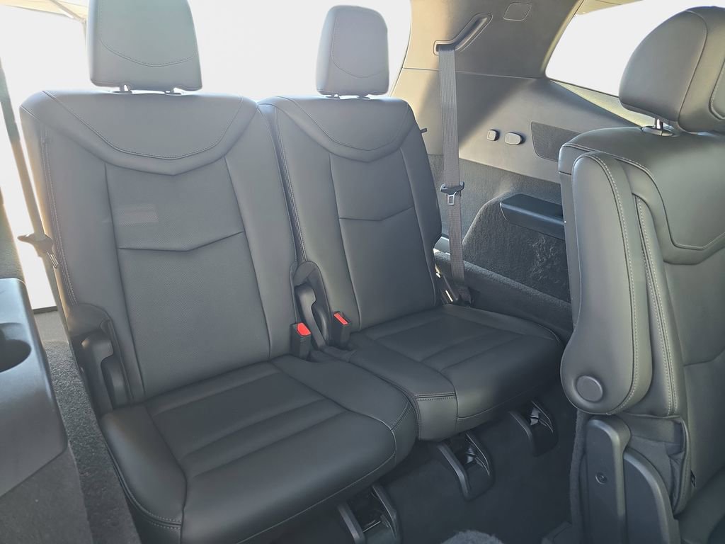 Used 2023 Cadillac XT6 Sport image 16