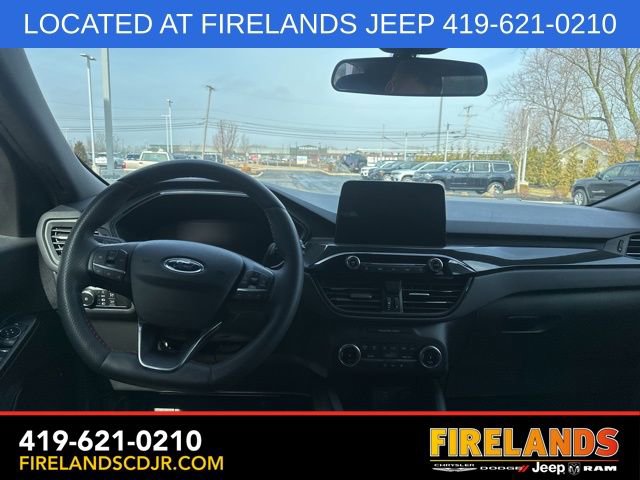Used 2023 Ford Escape ST-Line Select AWD/4WD image 7