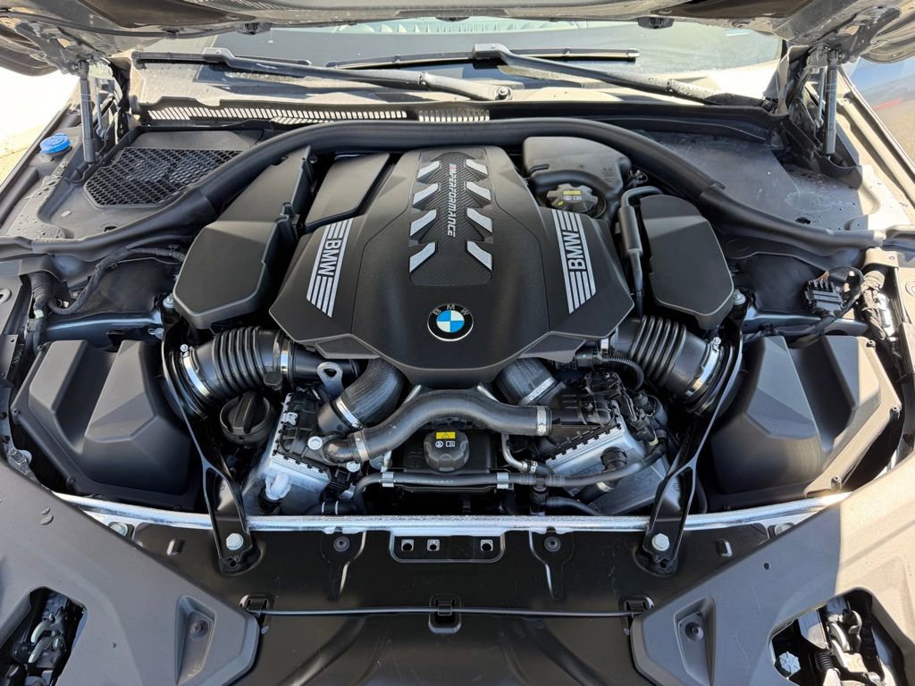 Used 2023 BMW M850i Gran Coupe xDrive image 15