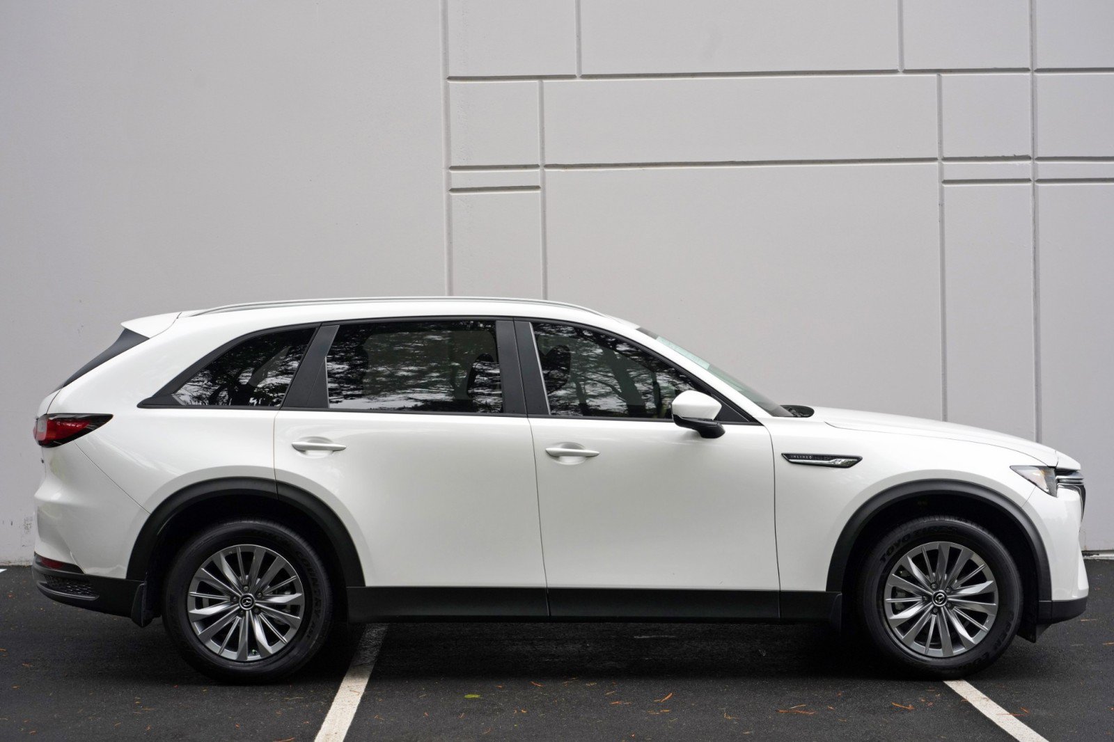 Used 2025 MAZDA CX-90 3.3 Turbo w/ Select Package AWD/4WD image 51
