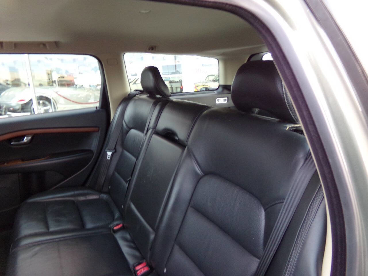 Used 2009 Volvo XC70 3.2 AWD/4WD image 13