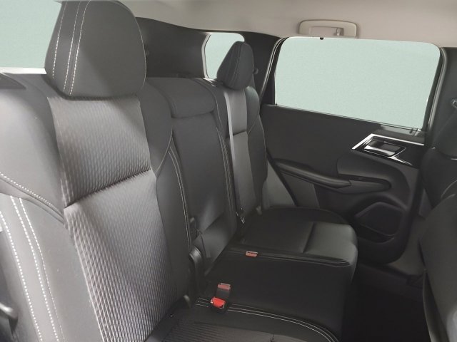 Used 2022 Mitsubishi Outlander ES image 15