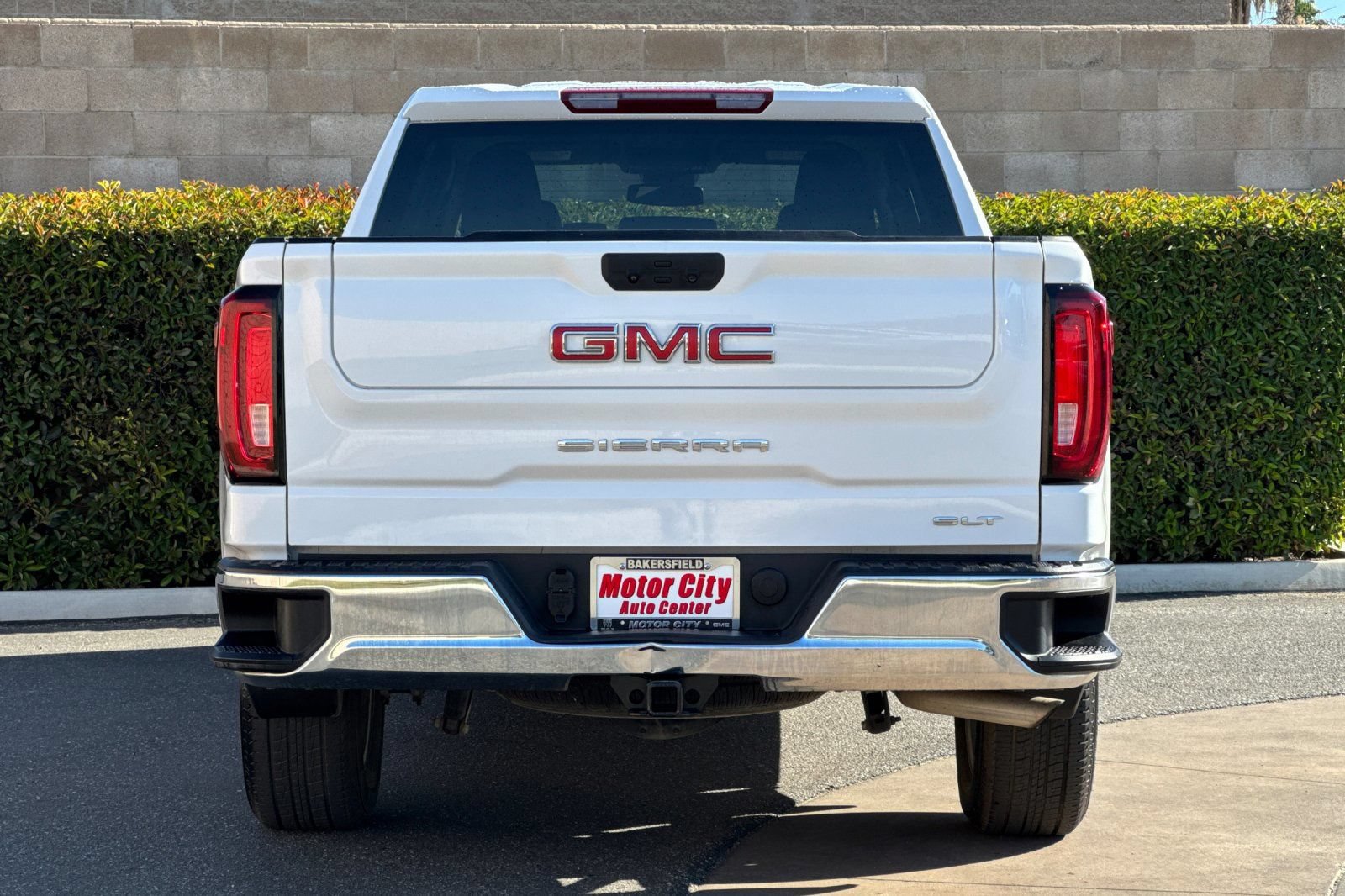 Certified 2025 GMC Sierra 1500 SLT RWD image 5
