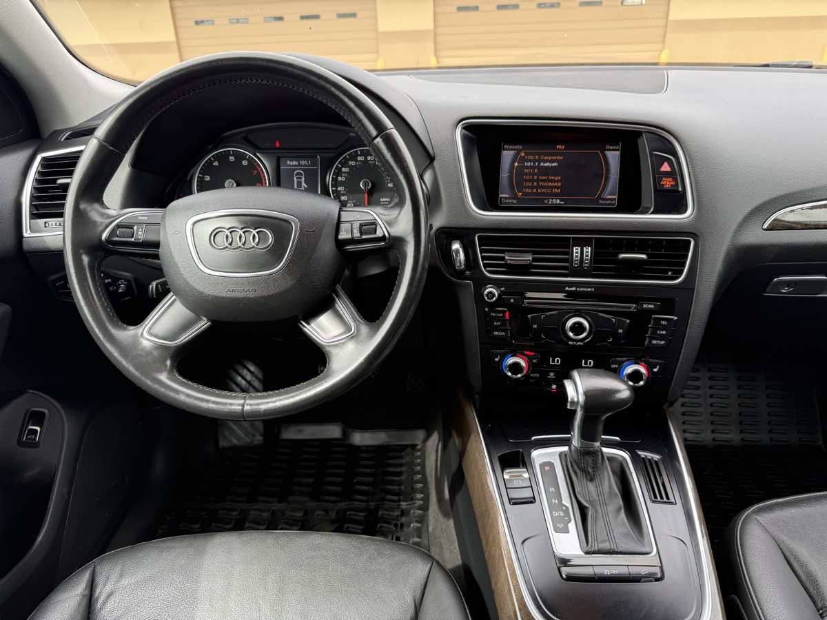 Used 2014 Audi Q5 2.0T Premium w/ Lighting Package image 16