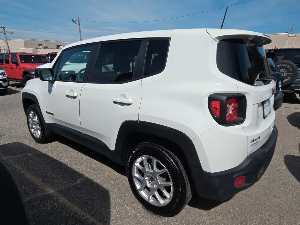 Certified 2023 Jeep Renegade Latitude image 16