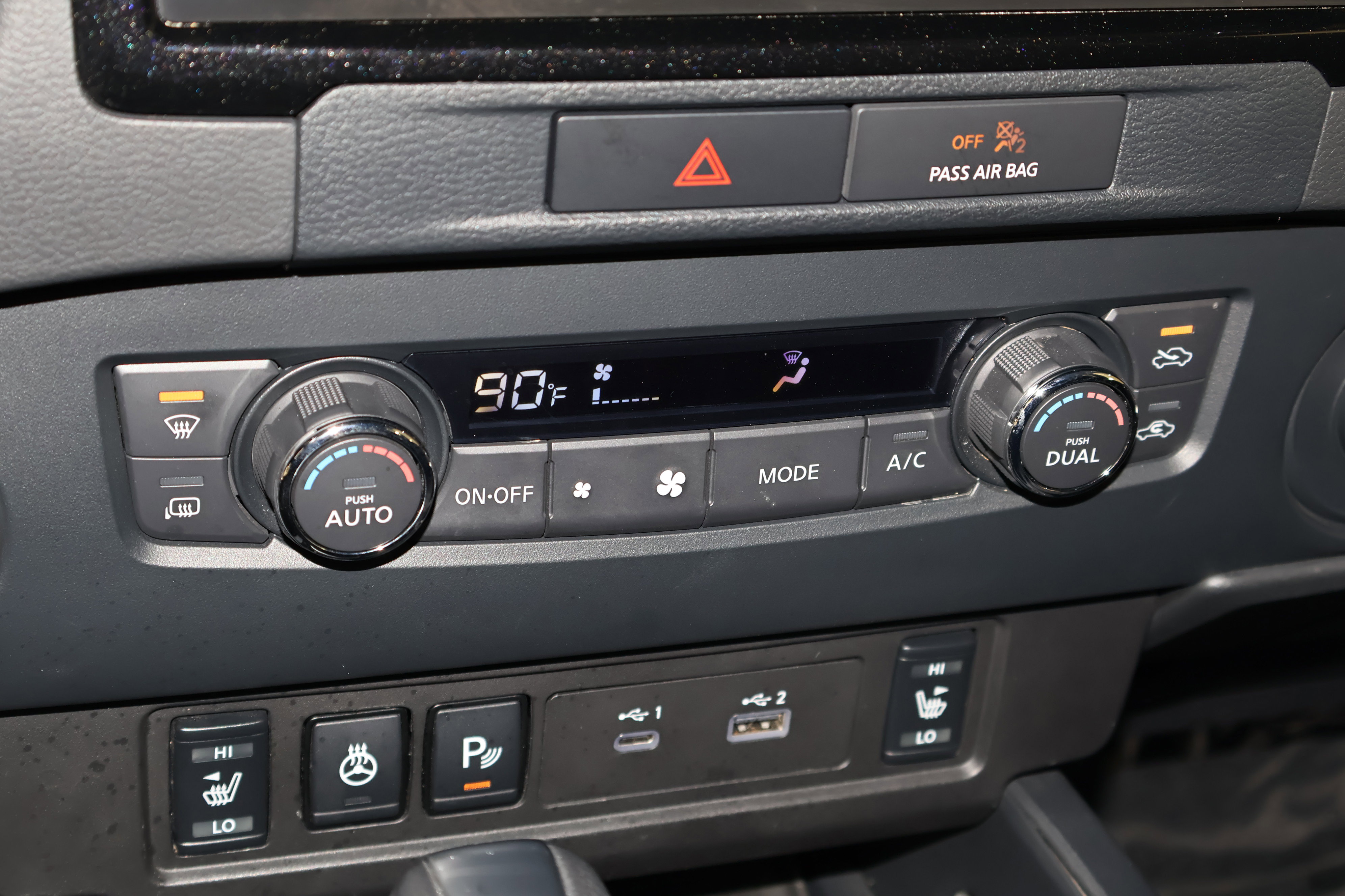 Used 2022 Nissan Frontier SV image 32