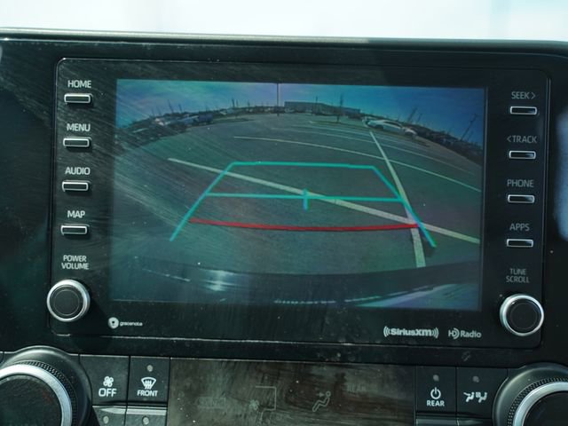 Used 2021 Toyota Highlander XLE image 28