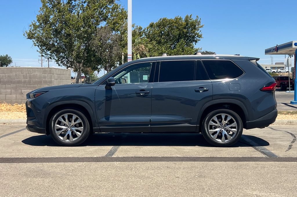 Certified 2024 Toyota Grand Highlander FWD image 9