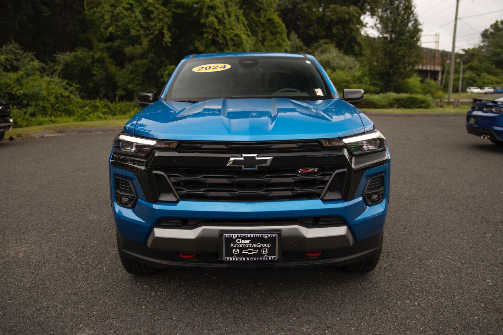 Used 2024 Chevrolet Colorado Z71 AWD/4WD image 14