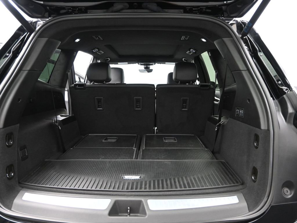 Certified 2025 Cadillac XT6 Sport w/ Platinum Package AWD/4WD image 14