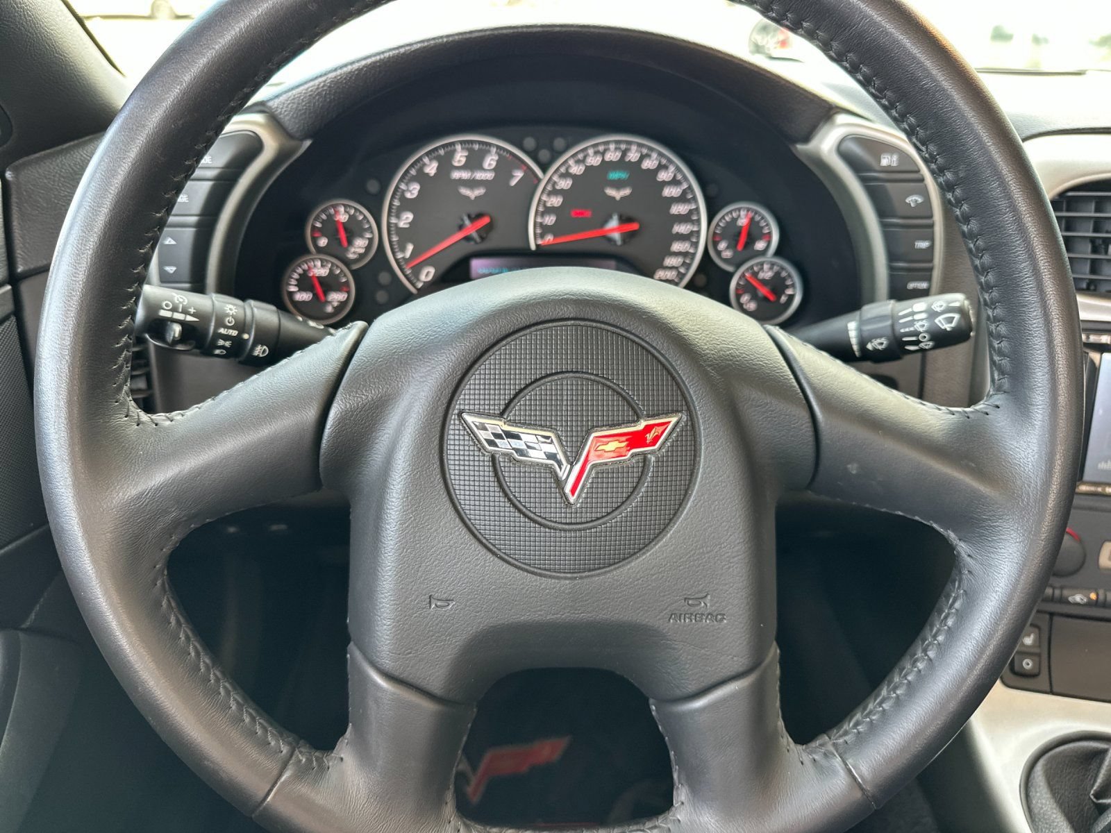 Used 2005 Chevrolet Corvette Convertible w/ Preferred Equipment Group RWD image 19