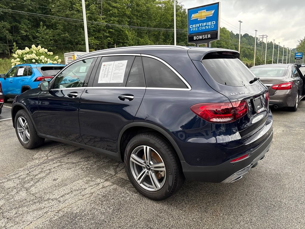 Used 2022 Mercedes-Benz GLC 300 4MATIC video 3