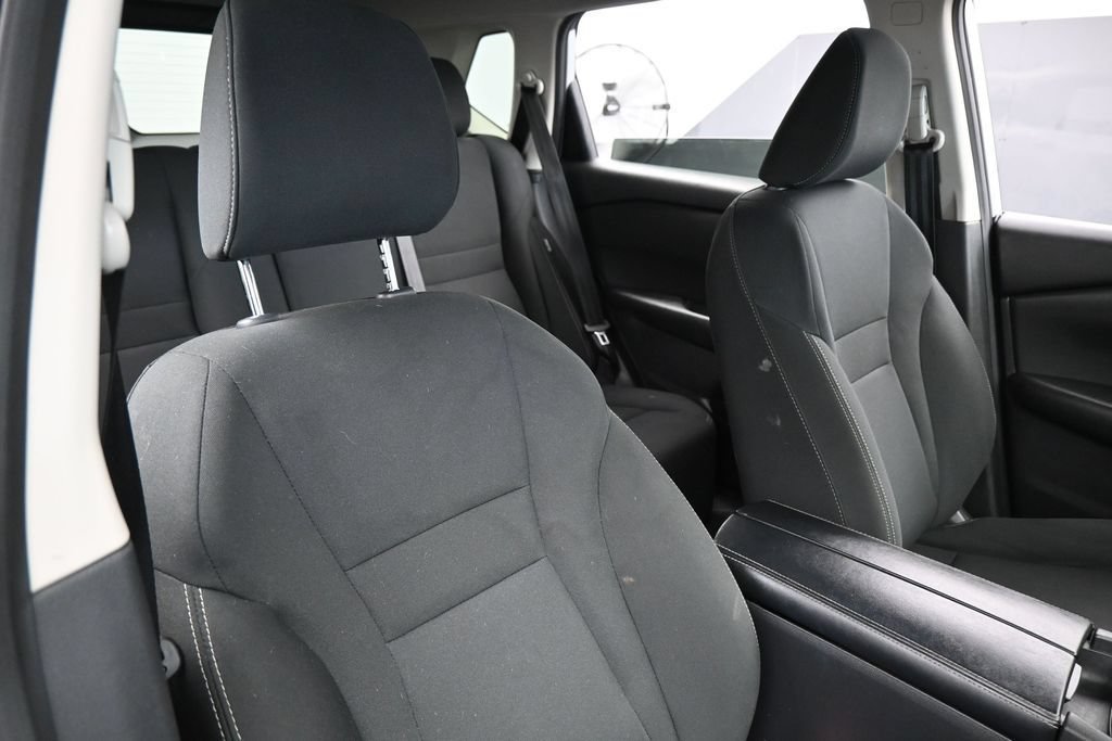 Used 2024 Nissan Rogue S FWD image 36