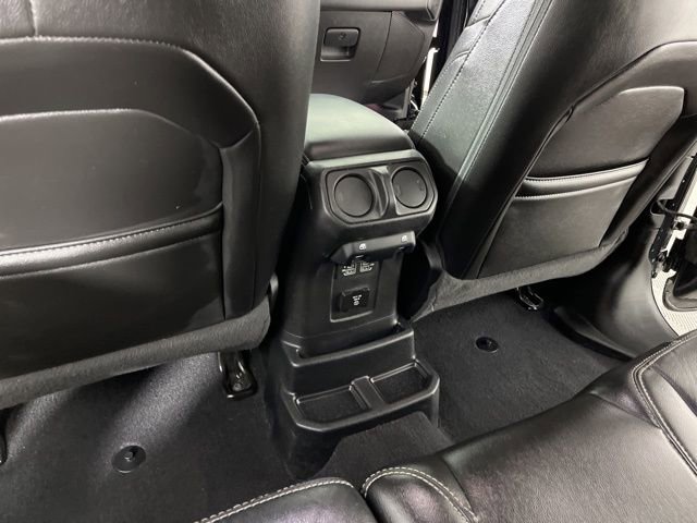 Used 2021 Jeep Wrangler Unlimited Sahara image 41