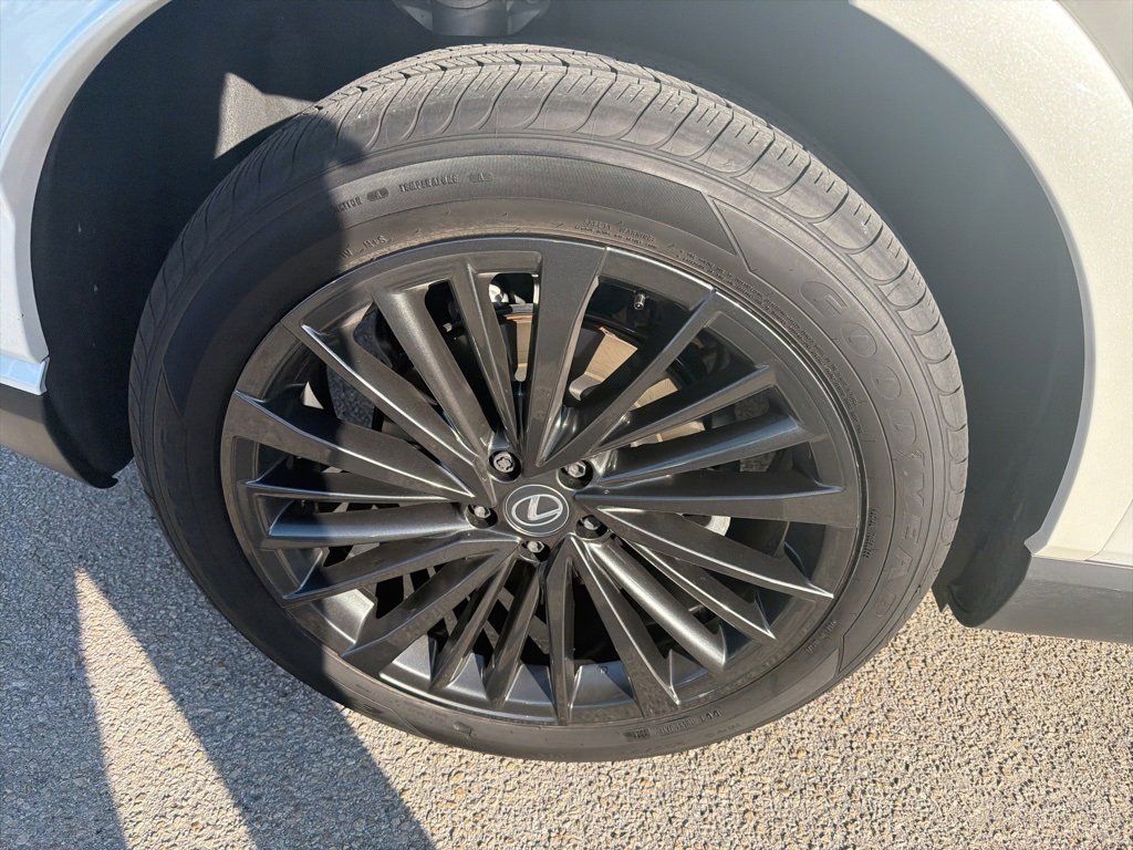 Used 2025 Lexus RX 350h image 12